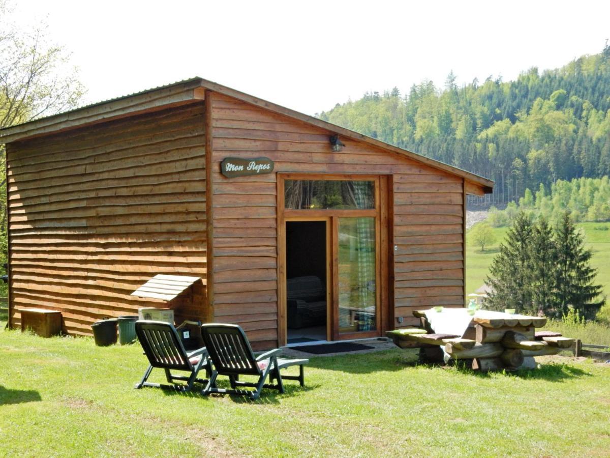 Cosy Holiday Home With Garden In Walscheid Esterno foto